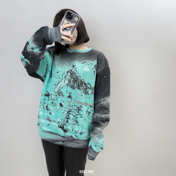 ACG NIKE Green and Black Graphic Men's Sweater MEDIUM - Picture 3 of 10